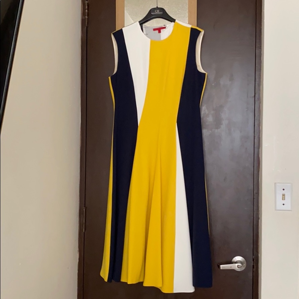 Carolina Herrera Dress NWT size 8